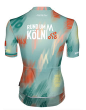 Lade das Bild in den Galerie-Viewer, 108. Rund um Köln Radtrikot 2026 produziert von RenéRosa